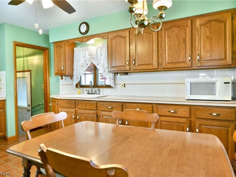 1737 Westwood Drive NW, Warren, OH 44485 Photo 11