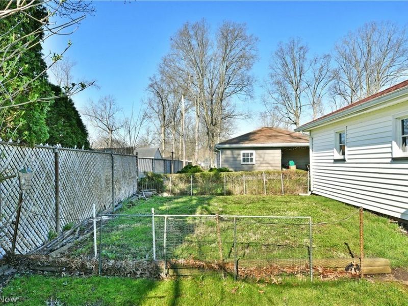 1737 Westwood Drive NW, Warren, OH 44485 Photo 40