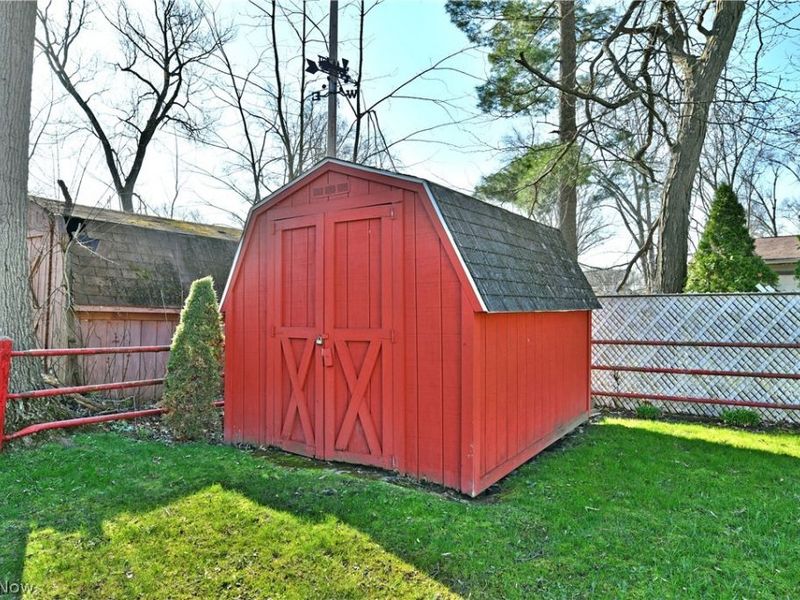 1737 Westwood Drive NW, Warren, OH 44485 Photo 41