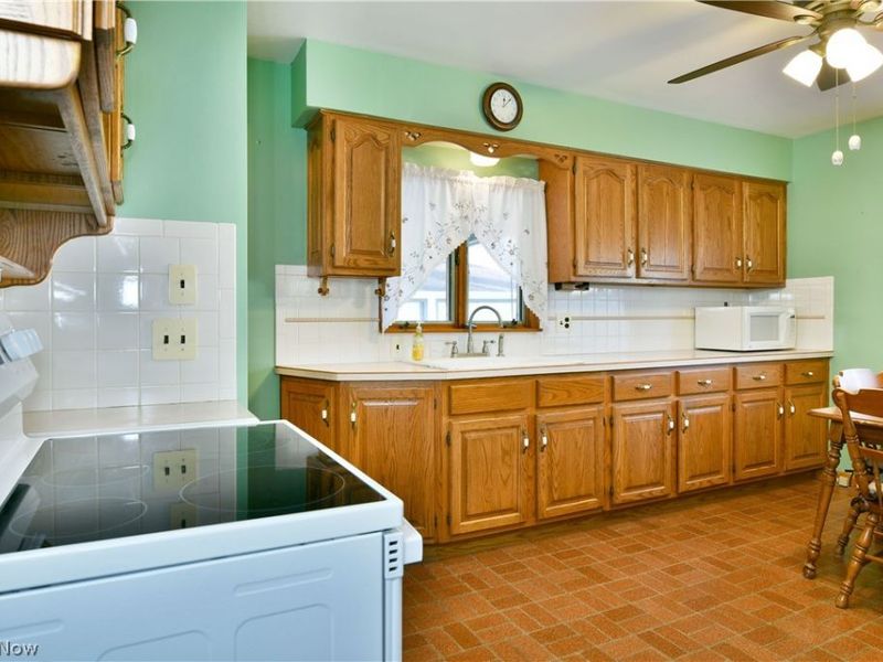 1737 Westwood Drive NW, Warren, OH 44485 Photo 8