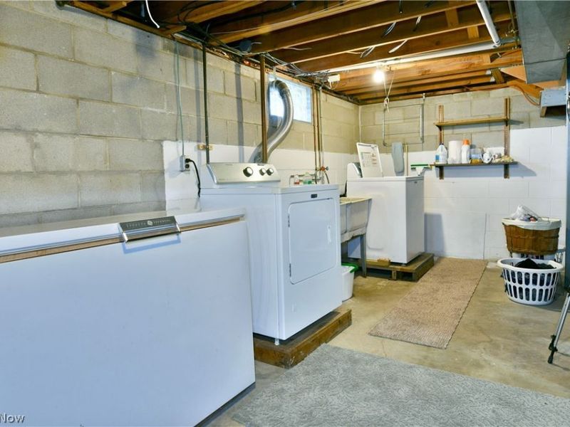 834 Pleasant Street, Warren, OH 44483 Photo 35