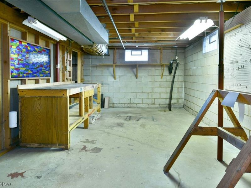 834 Pleasant Street, Warren, OH 44483 Photo 36