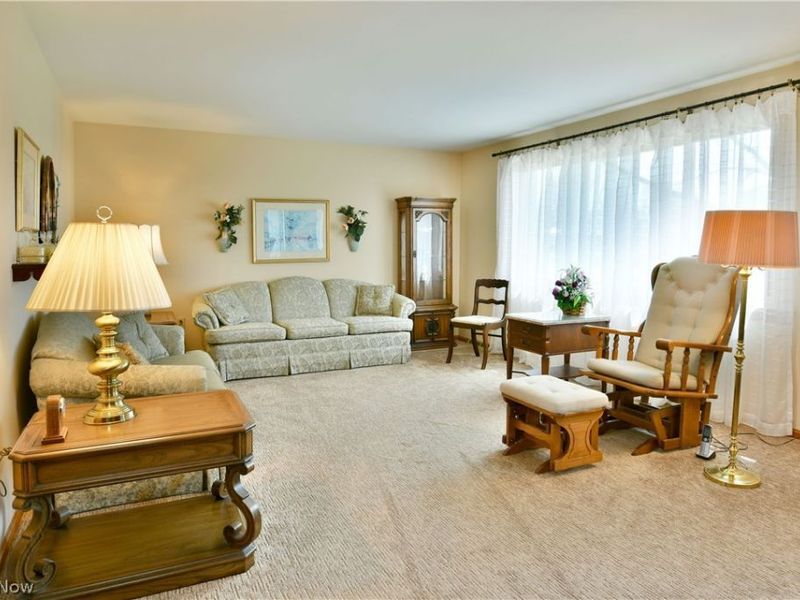 834 Pleasant Street, Warren, OH 44483 Photo 6