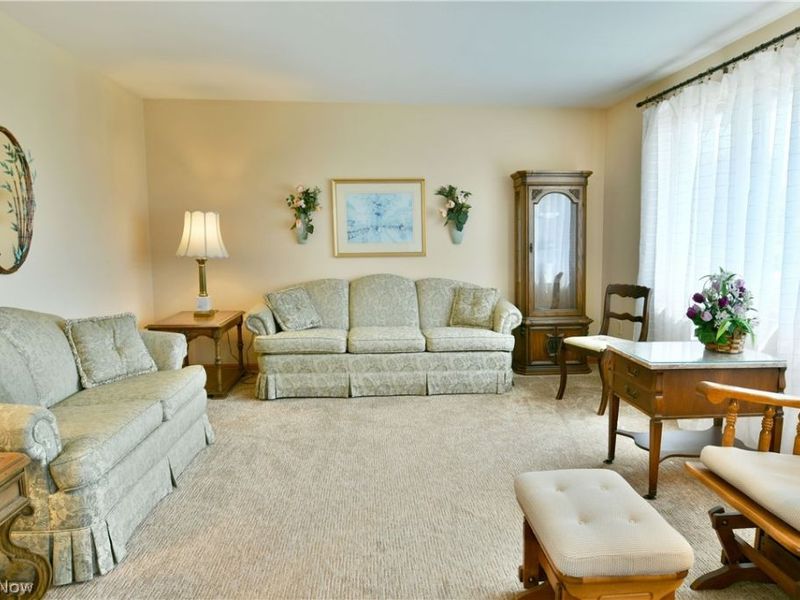 834 Pleasant Street, Warren, OH 44483 Photo 7