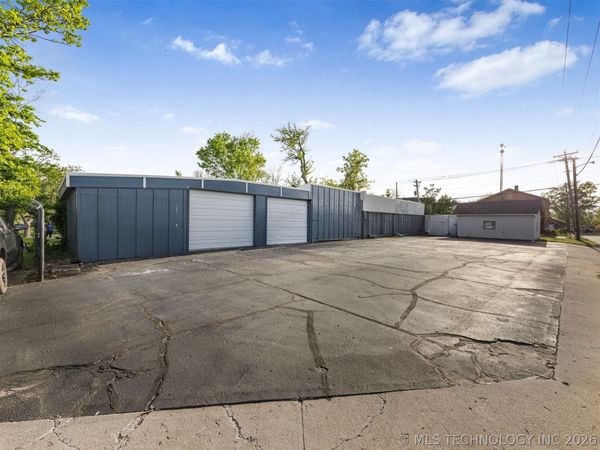 505 E Patti Page Boulevard, Claremore, OK 74017