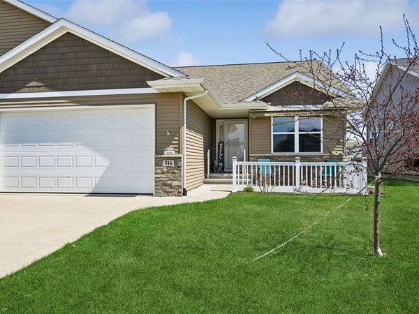 516 Prairie Hill Drive , Atkins, IA 52206