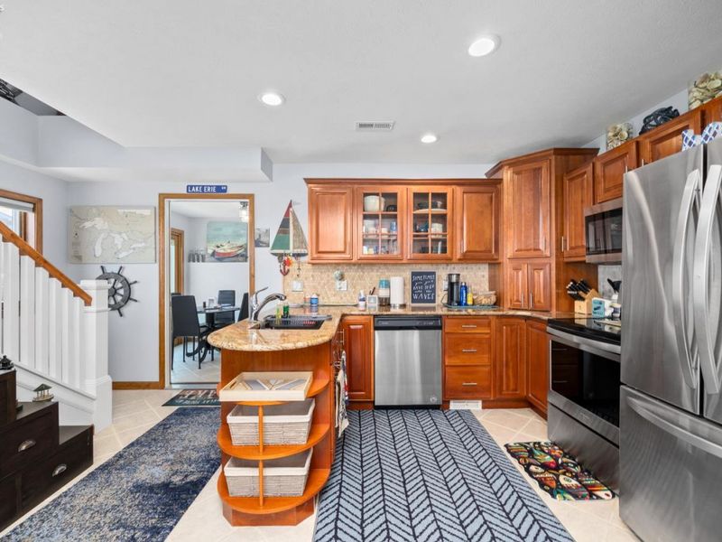 1371 W Cleveland Road, Unit E, Huron, OH 44839 Photo 11