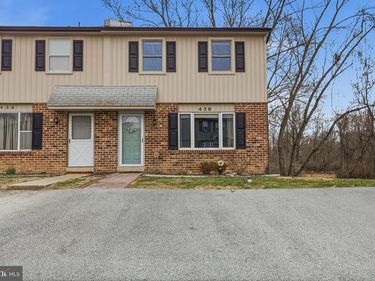 439 BIANCA CIRCLE, Unit 152, DOWNINGTOWN, PA 19335