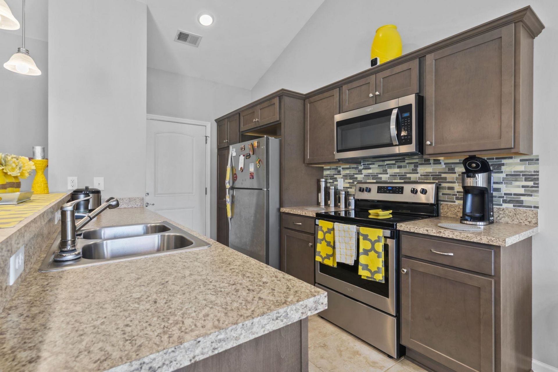 176 Springtide Dr. Photo 21