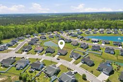 176 Springtide Dr. photo 4