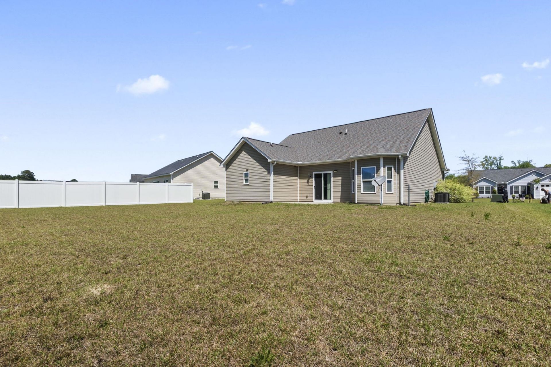 176 Springtide Dr. Photo 32