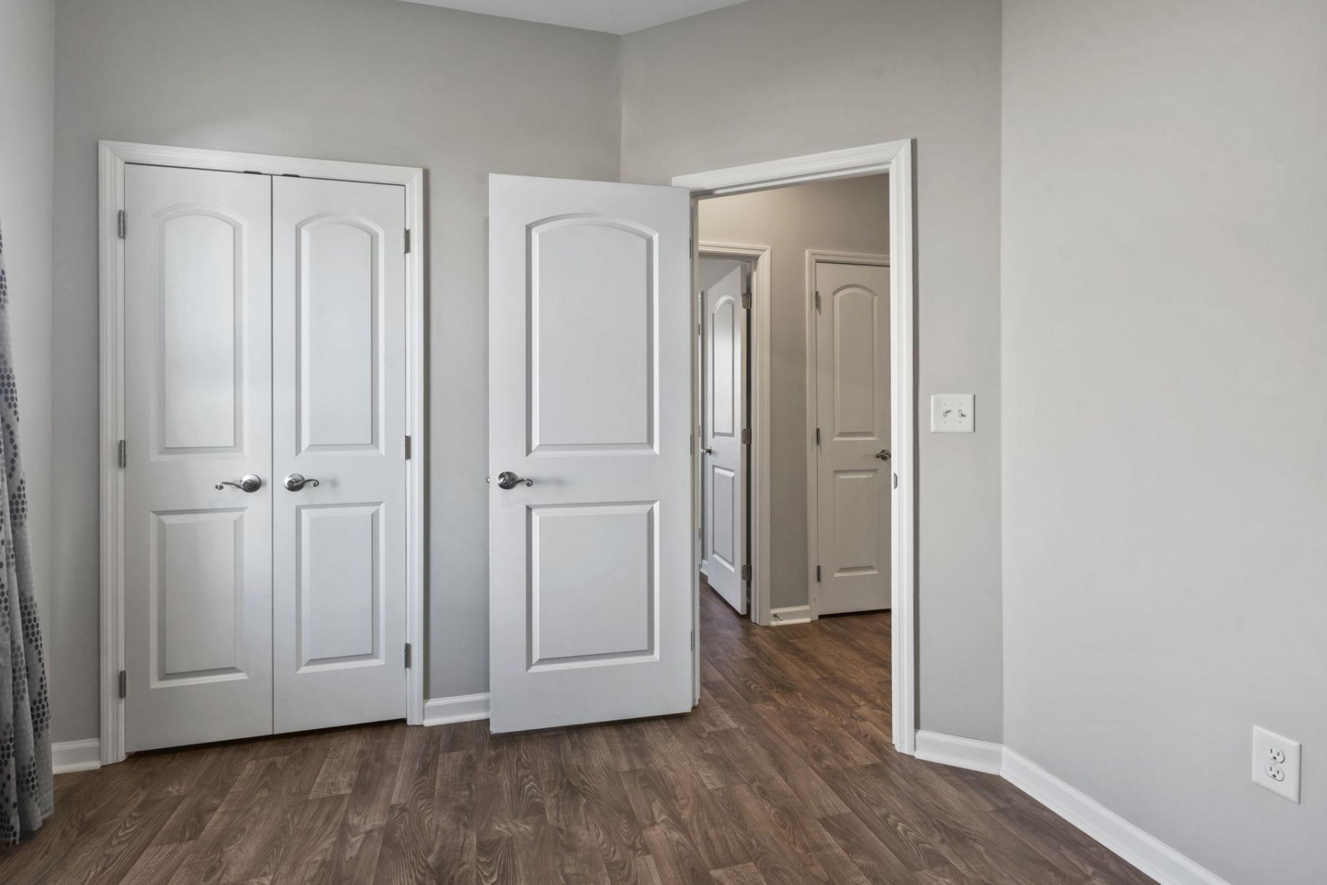 176 Springtide Dr. Photo 7