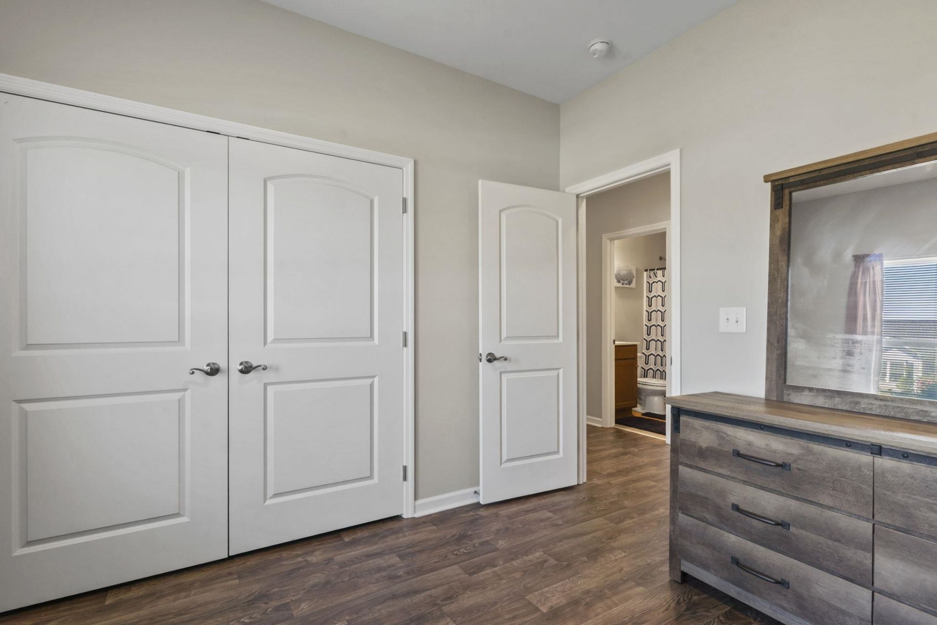 176 Springtide Dr. Photo 9