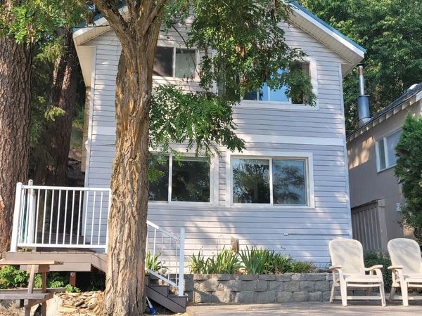 12935 N North Park St, Newman Lake, WA 99025