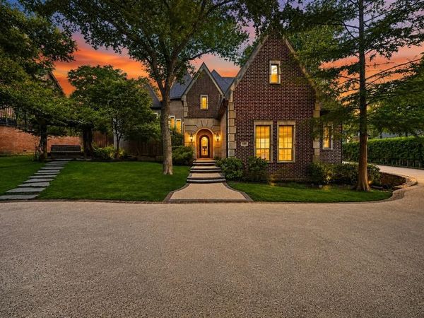 14907 Lake Forest Drive, Addison, TX 75254