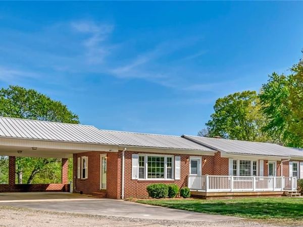 300 Cub Creek Church Road , Wilkesboro, NC 28697