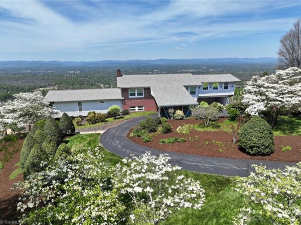 271 Casa Robles Drive , Moravian Falls, NC 28654