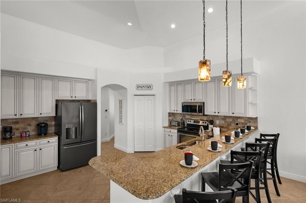 3041 SW 11th Pl, Cape Coral, FL 33914 Photo