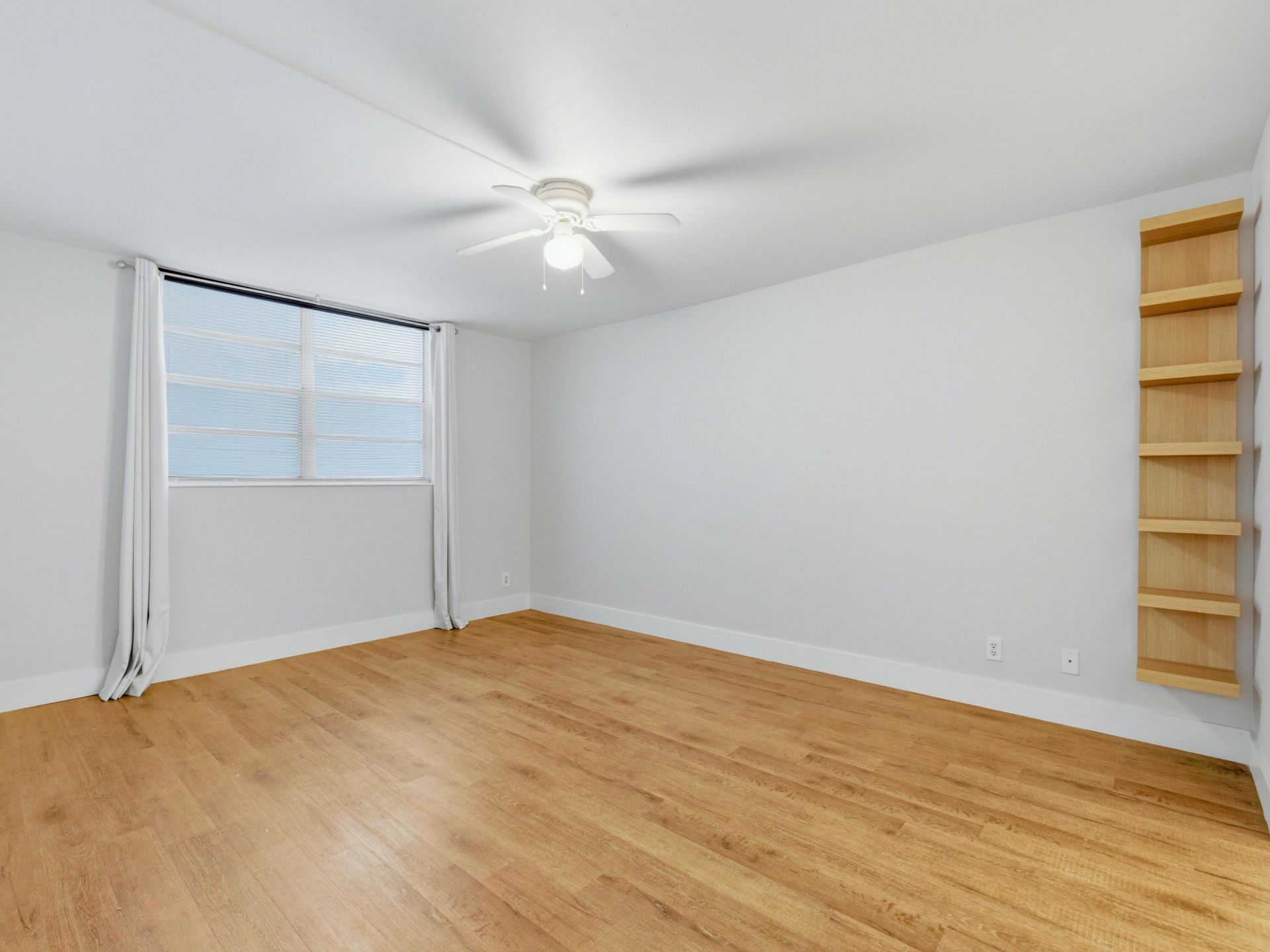 5500 NW 2nd Avenue, Unit 519, Boca Raton, FL 33487 Photo