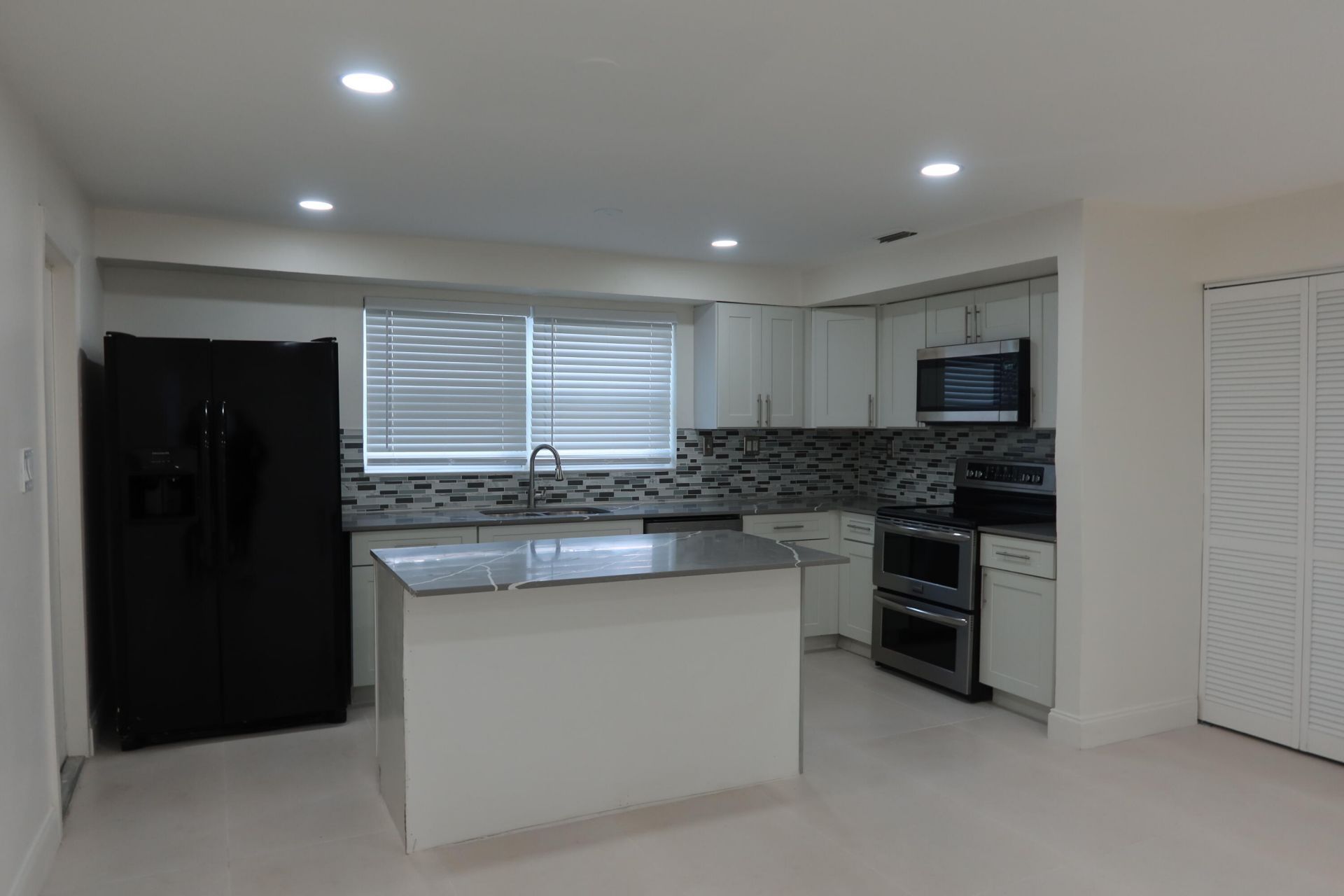 2630 SW 49th Court, Fort Lauderdale, FL 33312 Photo