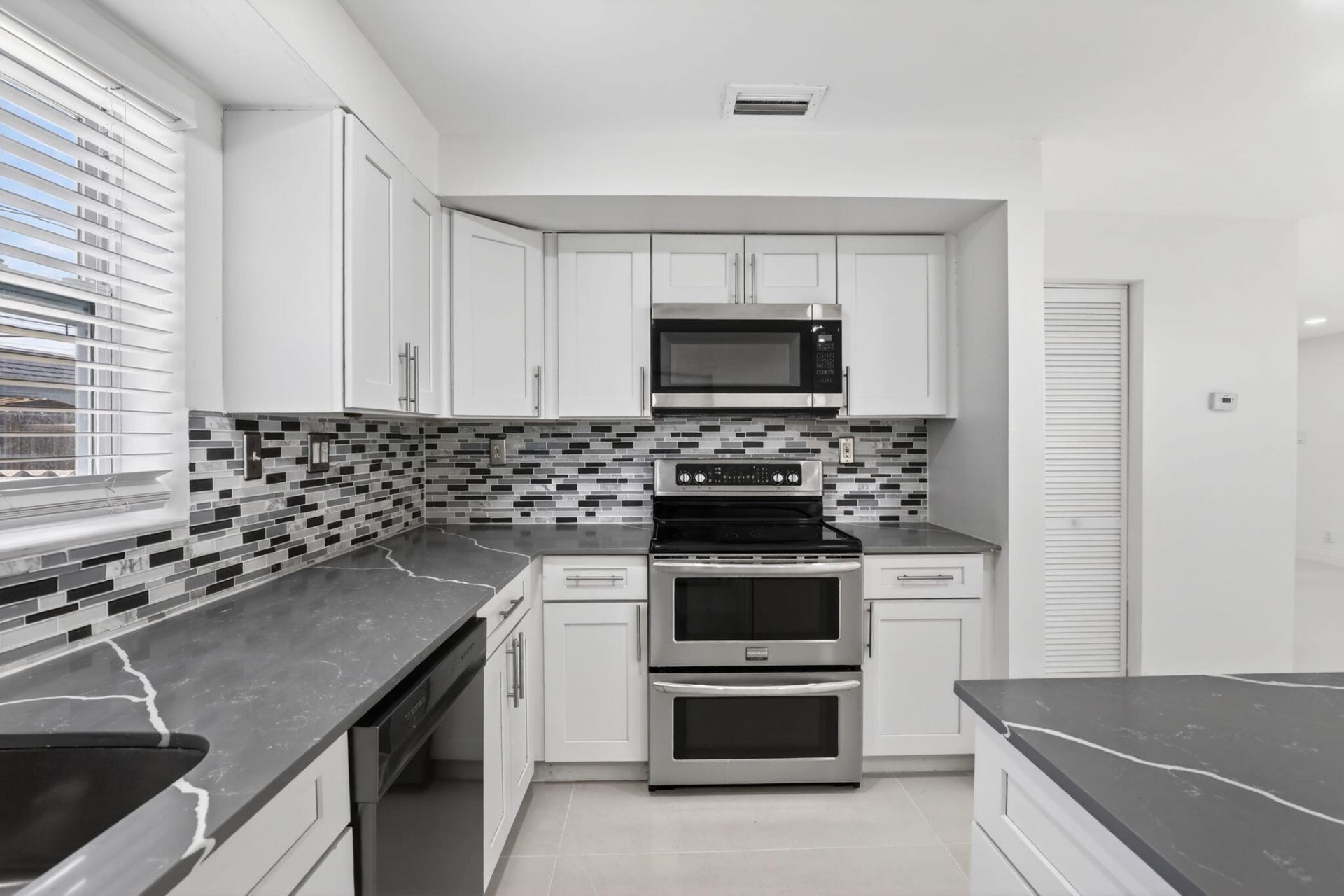 2630 SW 49th Court, Fort Lauderdale, FL 33312 Photo