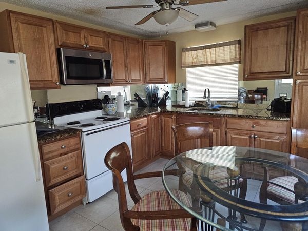 1032 E Road, Unit 2, Loxahatchee Groves, FL 33470