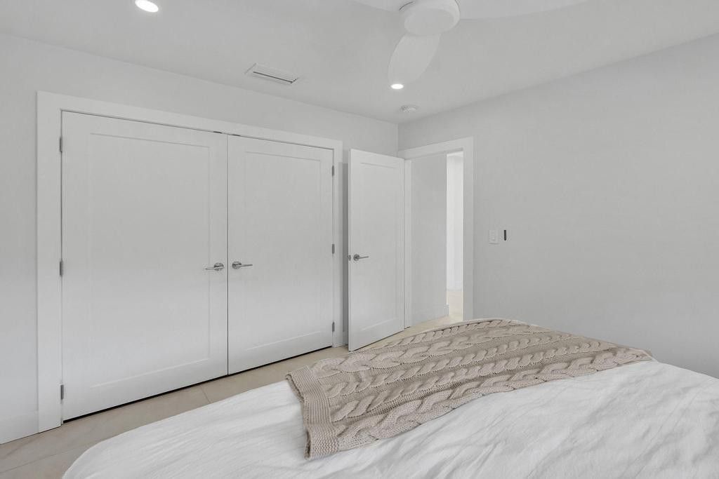 5581 NE 31st Avenue, Fort Lauderdale, FL 33308 Photo