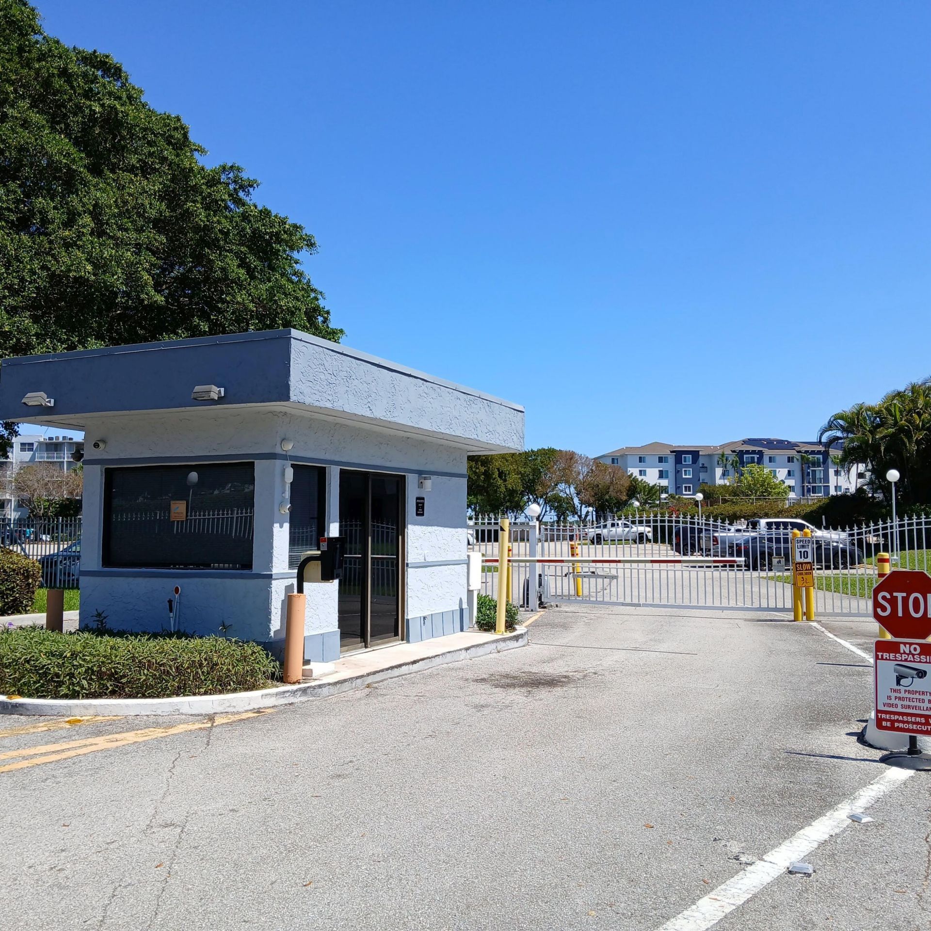 470 Executive Center Drive, Unit 4n, West Palm Beach, FL 33401 Photo