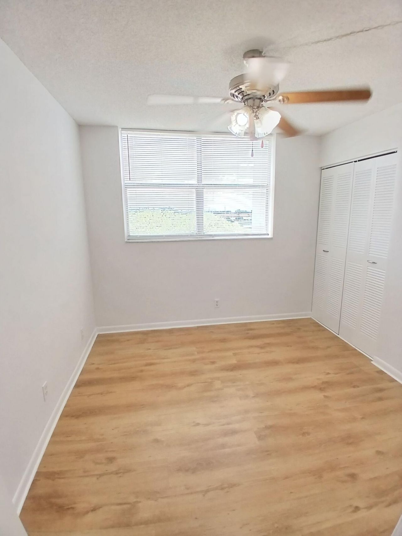 470 Executive Center Drive, Unit 4n, West Palm Beach, FL 33401 Photo