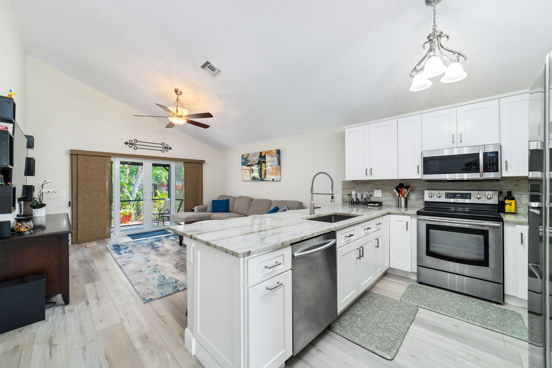 22585 Middletown Drive, Boca Raton, FL 33428 Photo