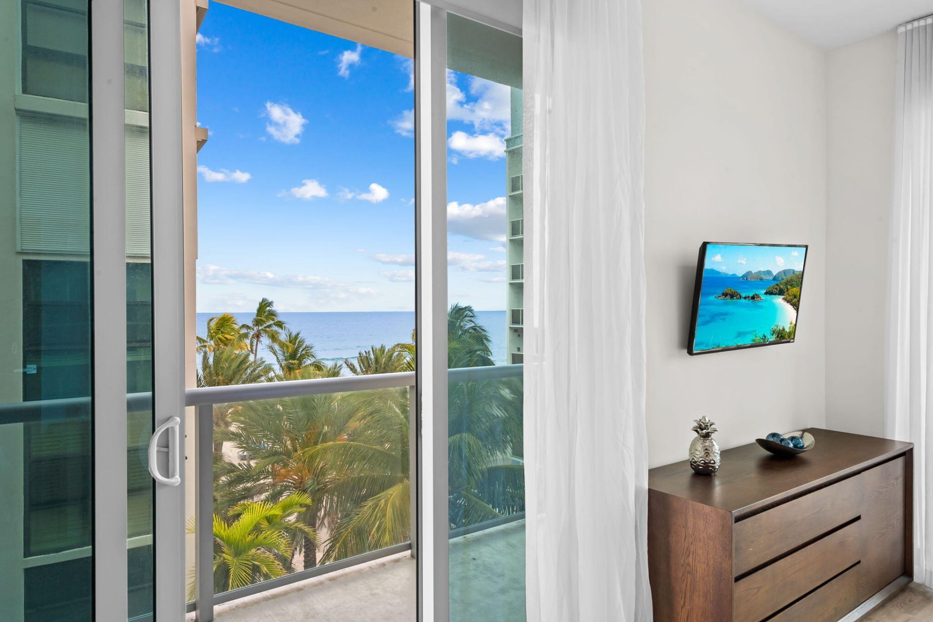 777 N Ocean Drive, Unit N407, Hollywood, FL 33019 Photo