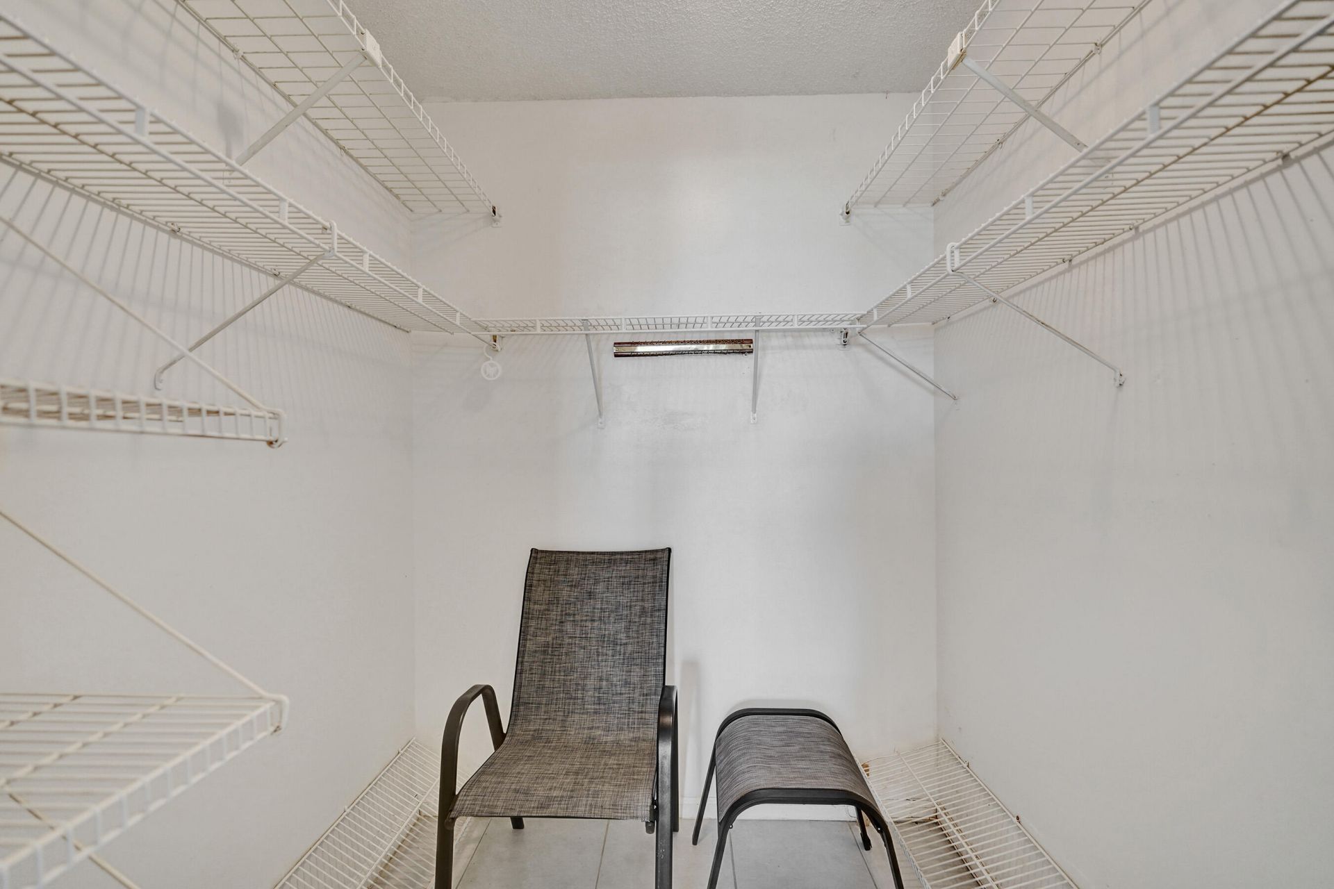 3051 NE 48th Street, Unit 702, Fort Lauderdale, FL 33308 Photo