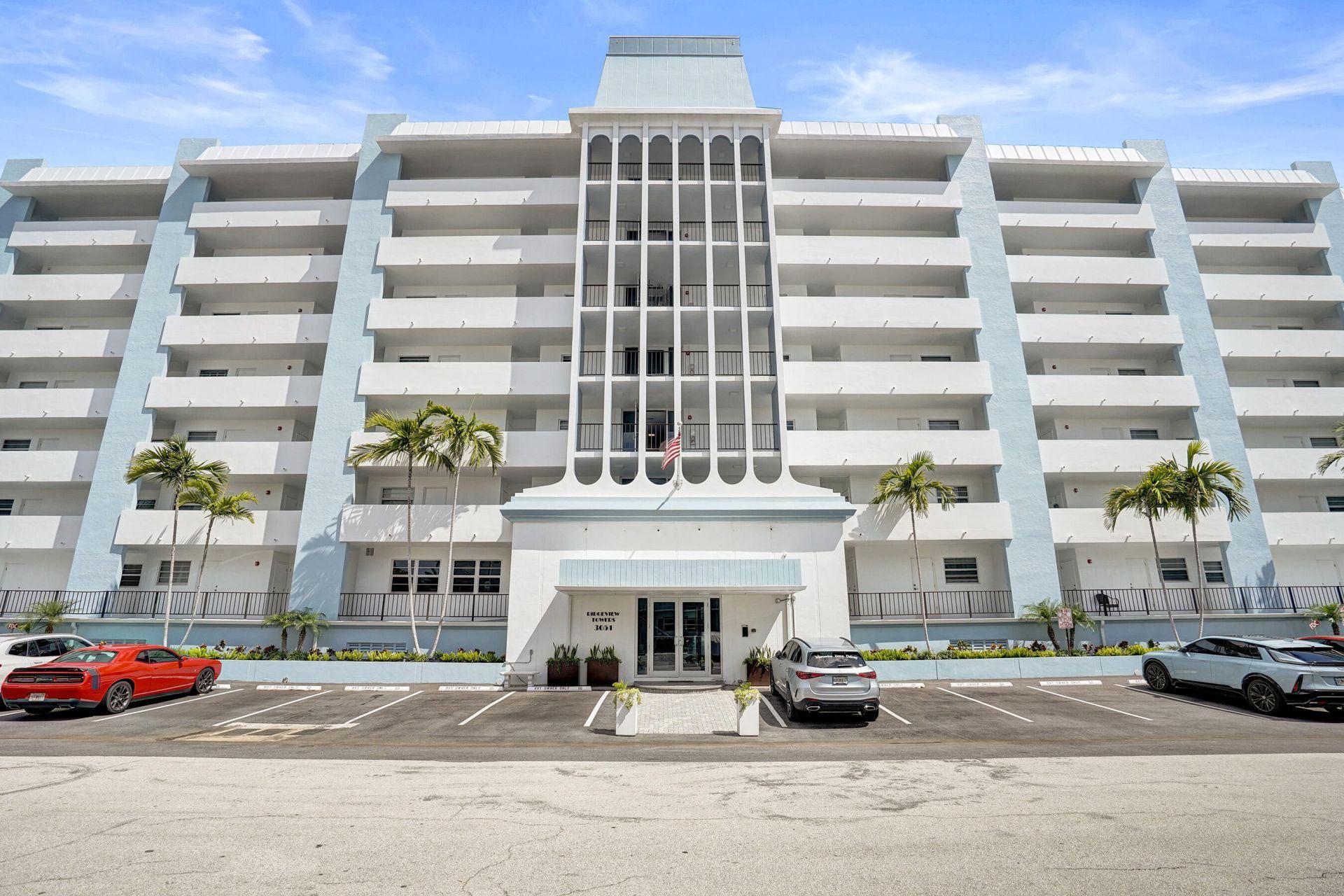 3051 NE 48th Street, Unit 702, Fort Lauderdale, FL 33308 Photo