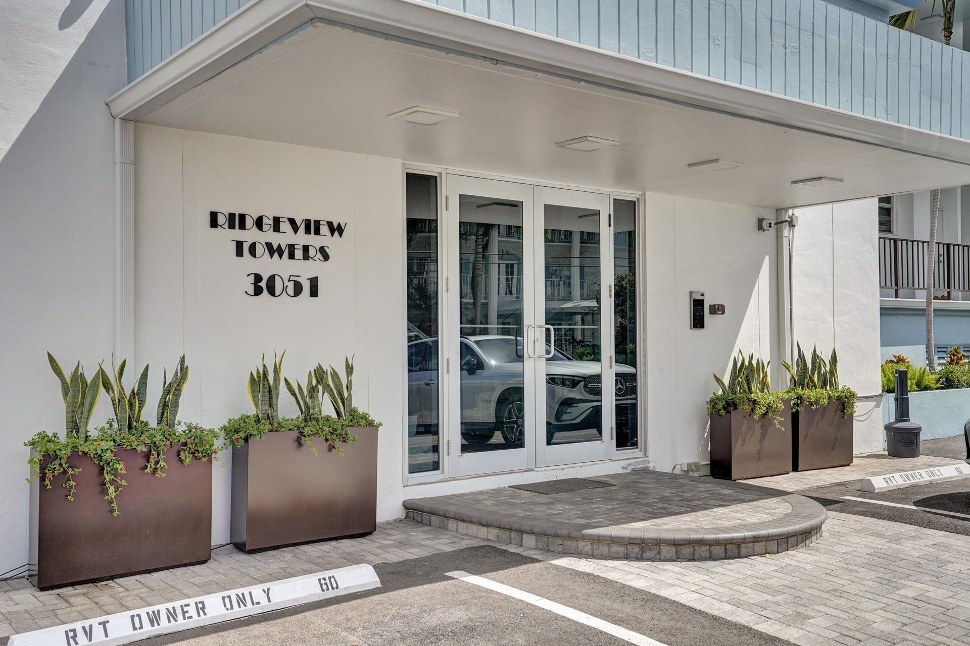 3051 NE 48th Street, Unit 702, Fort Lauderdale, FL 33308 Photo