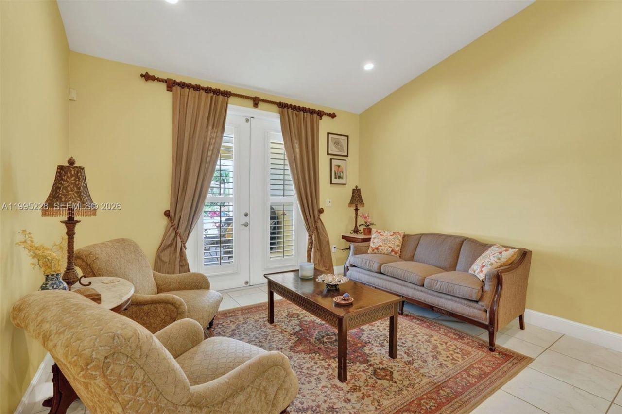 6462 SW 93rd Pl, Miami, FL 33173 Photo