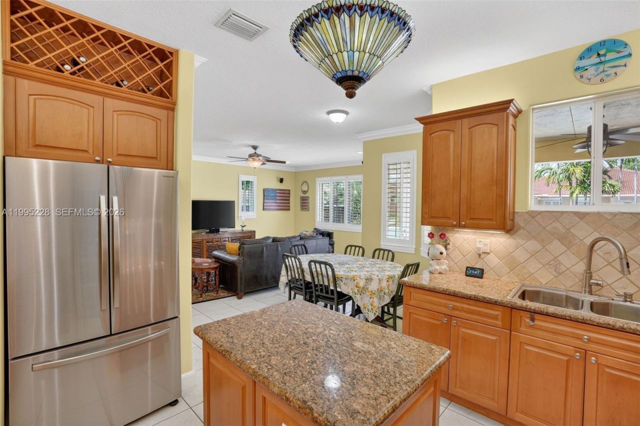 6462 SW 93rd Pl, Miami, FL 33173 Photo