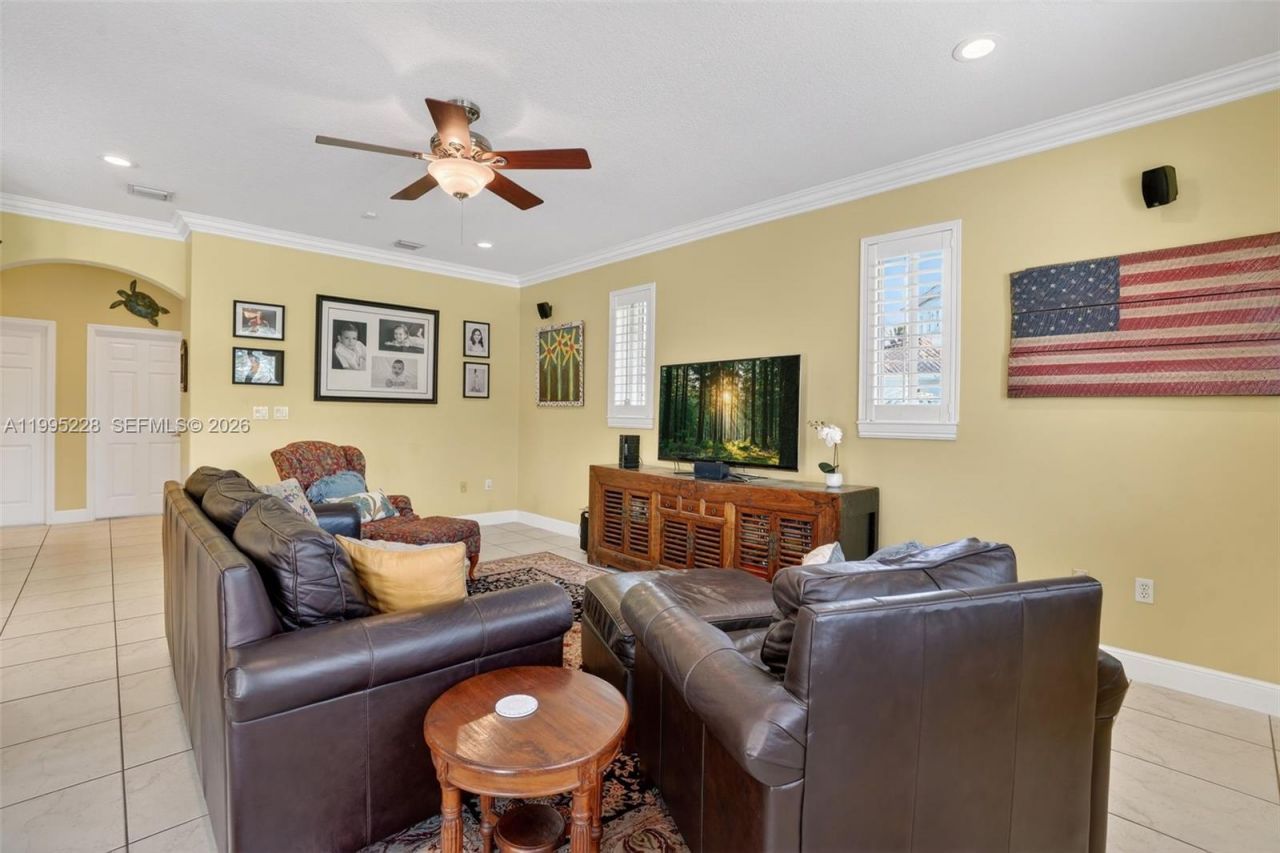 6462 SW 93rd Pl, Miami, FL 33173 Photo