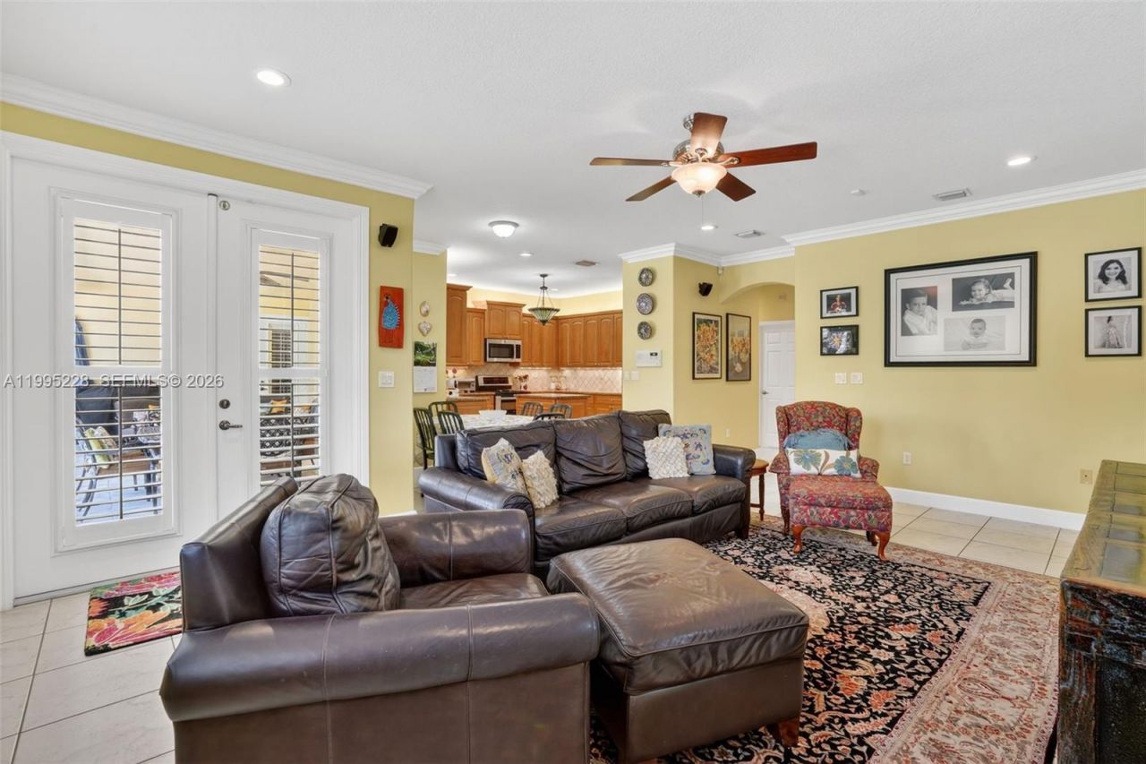 6462 SW 93rd Pl, Miami, FL 33173 Photo