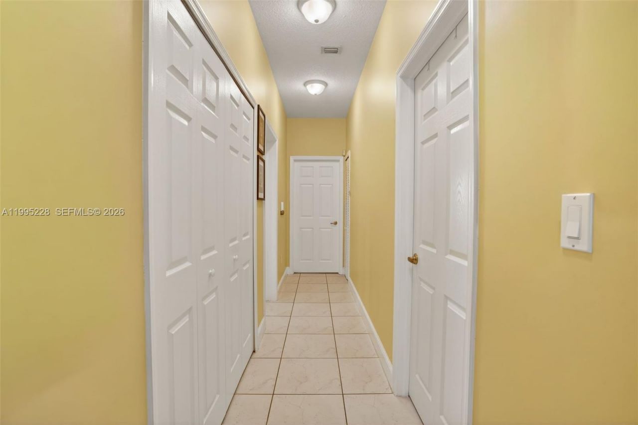 6462 SW 93rd Pl, Miami, FL 33173 Photo