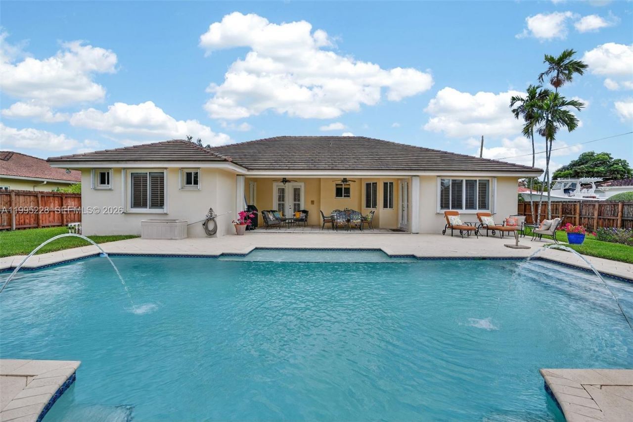 6462 SW 93rd Pl, Miami, FL 33173 Photo