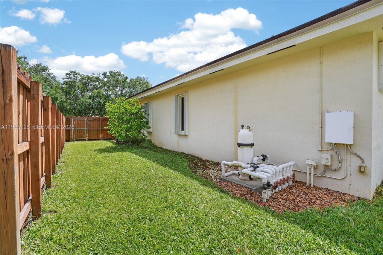 6462 SW 93rd Pl, Miami, FL 33173 Photo