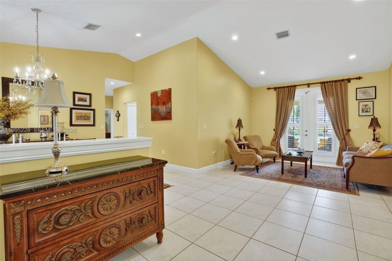 6462 SW 93rd Pl, Miami, FL 33173 Photo