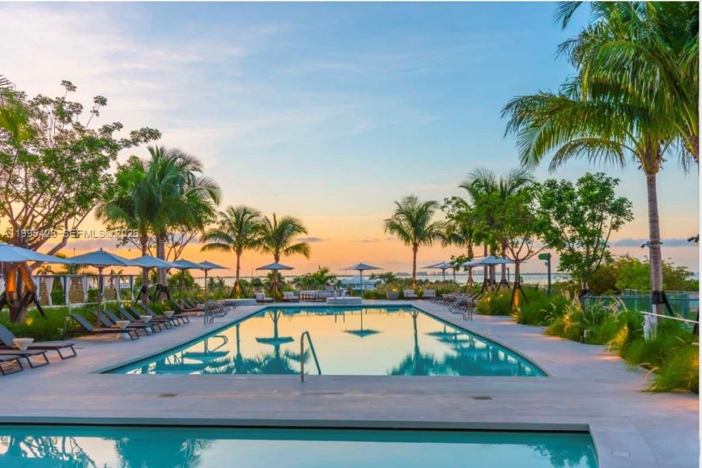 2831 S Bayshore Dr, Unit 406, Miami, FL 33133 Photo