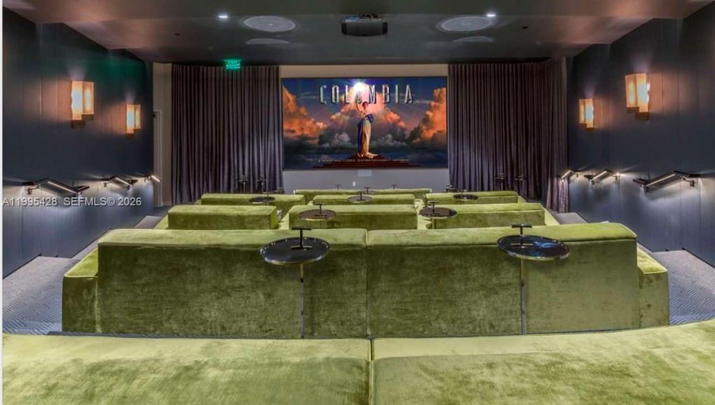 2831 S Bayshore Dr, Unit 406, Miami, FL 33133 Photo