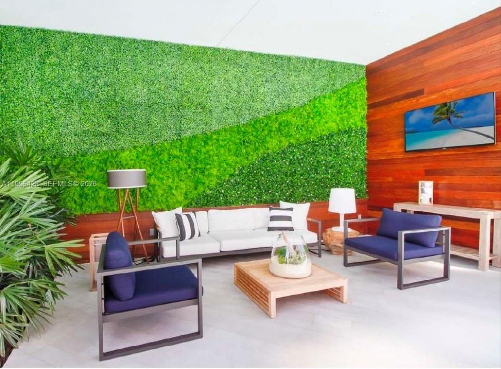 2831 S Bayshore Dr, Unit 406, Miami, FL 33133 Photo