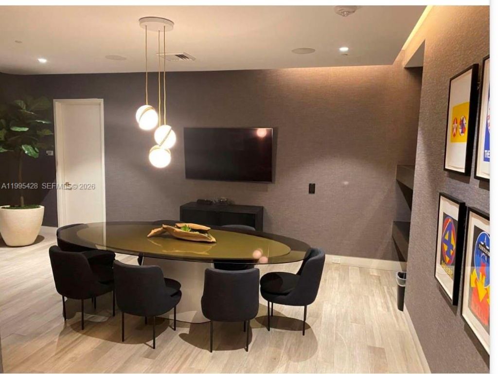 2831 S Bayshore Dr, Unit 406, Miami, FL 33133 Photo