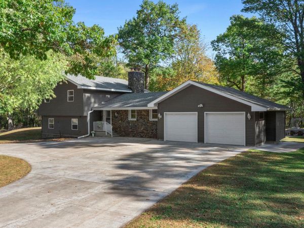 19177 Greenbrook Drive NE, Wyoming, MN 55092