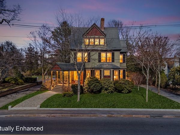 58 Summer St, Taunton, MA 02780