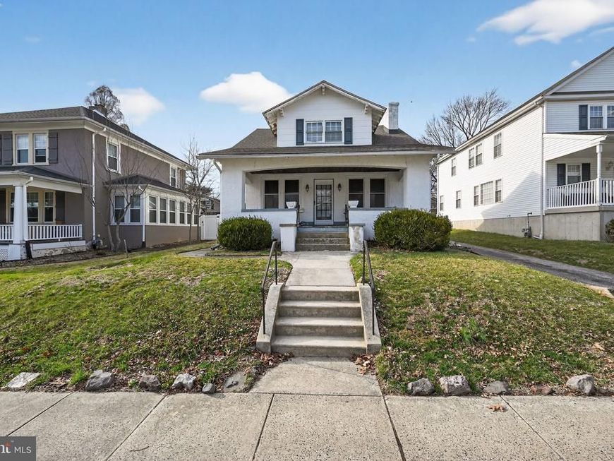 25 Evergreen, Eagleville, PA 19403 Main Photo