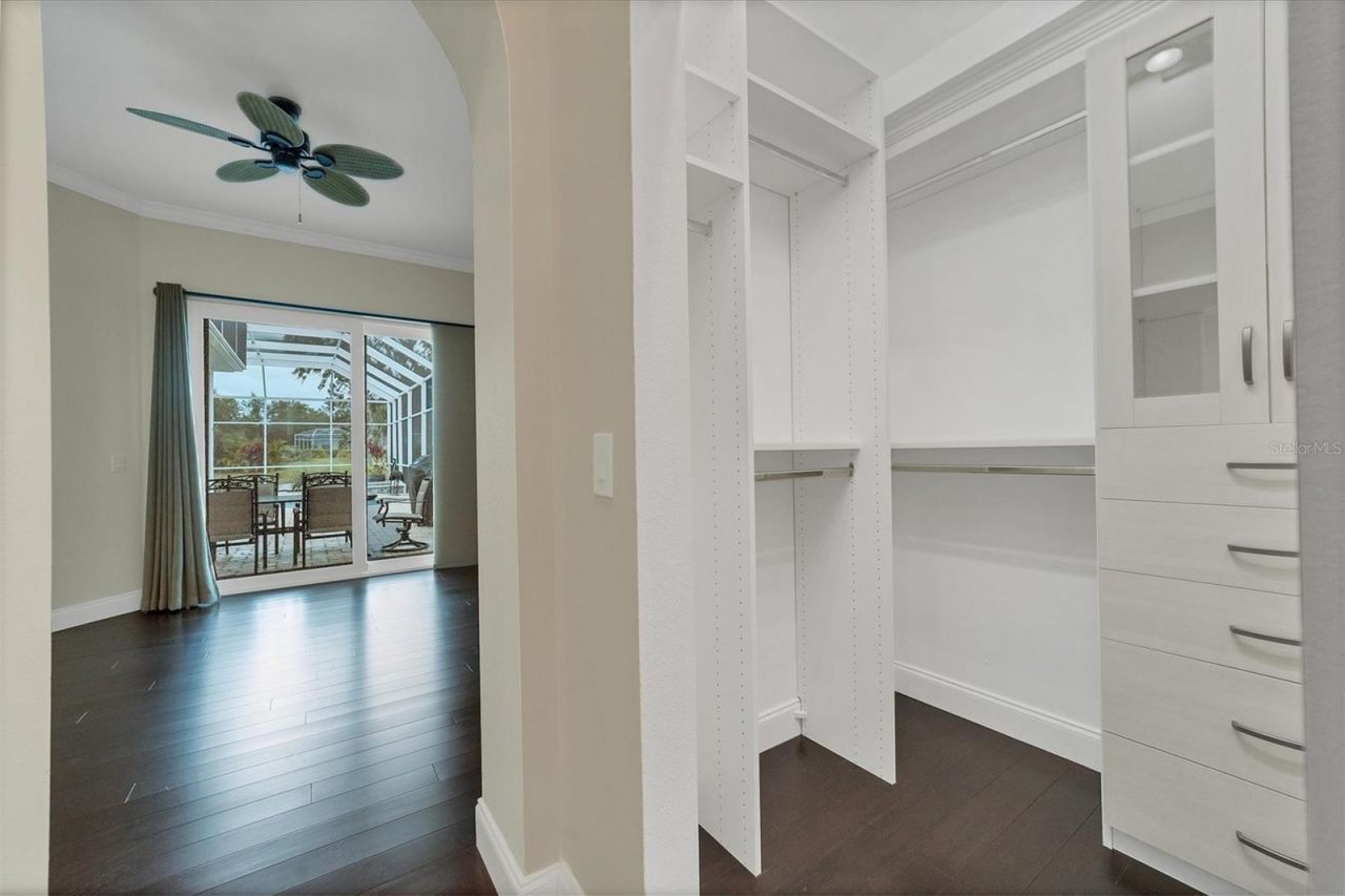 11709 Clubhouse Drive, Lakewood Ranch, FL 34202 Photo